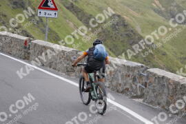 Photo #3264615 | 28-06-2023 11:43 | Passo Dello Stelvio - Prato side BICYCLES