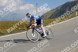 Photo #2398428 | 25-07-2022 10:31 | Passo Dello Stelvio - Peak BICYCLES