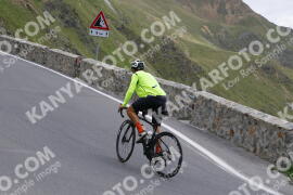 Photo #3267210 | 28-06-2023 14:10 | Passo Dello Stelvio - Prato side BICYCLES
