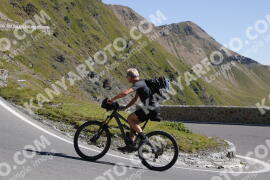 Photo #3958269 | 19-08-2023 10:25 | Passo Dello Stelvio - Prato side BICYCLES