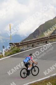 Photo #2423584 | 27-07-2022 11:00 | Passo Dello Stelvio - Peak BICYCLES