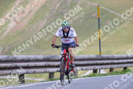 Photo #2410567 | 26-07-2022 11:20 | Passo Dello Stelvio - Peak BICYCLES