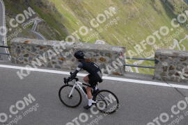 Photo #3210617 | 24-06-2023 14:46 | Passo Dello Stelvio - Prato side BICYCLES