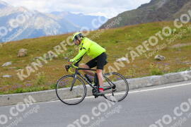 Foto #2411243 | 26-07-2022 12:33 | Passo Dello Stelvio - die Spitze BICYCLES