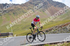 Foto #2411718 | 25-07-2022 12:16 | Passo Dello Stelvio - die Spitze BICYCLES