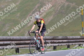 Photo #2381222 | 24-07-2022 10:38 | Passo Dello Stelvio - Peak BICYCLES