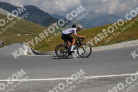 Photo #2385088 | 24-07-2022 11:28 | Passo Dello Stelvio - Peak BICYCLES