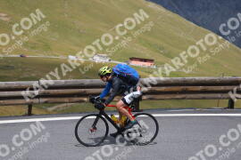 Photo #2422812 | 27-07-2022 12:43 | Passo Dello Stelvio - Peak BICYCLES