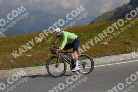 Photo #2382063 | 24-07-2022 10:50 | Passo Dello Stelvio - Peak BICYCLES