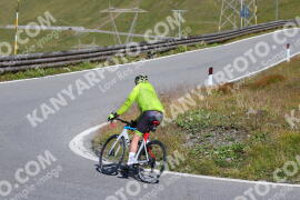 Foto #2429049 | 29-07-2022 10:23 | Passo Dello Stelvio - die Spitze BICYCLES