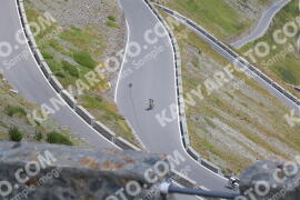 Photo #2414770 | 26-07-2022 13:28 | Passo Dello Stelvio - Prato side BICYCLES