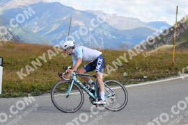 Photo #2483536 | 02-08-2022 11:09 | Passo Dello Stelvio - Peak BICYCLES
