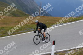 Photo #2437597 | 30-07-2022 10:50 | Passo Dello Stelvio - Peak BICYCLES