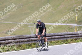 Foto #2429445 | 29-07-2022 11:24 | Passo Dello Stelvio - die Spitze BICYCLES