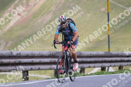 Photo #2410557 | 26-07-2022 11:19 | Passo Dello Stelvio - Peak BICYCLES