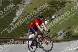 Photo #3176360 | 20-06-2023 10:33 | Passo Dello Stelvio - Waterfall curve BICYCLES