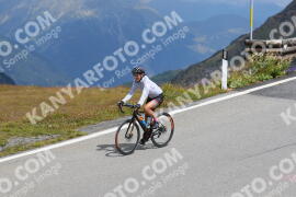 Photo #2422625 | 27-07-2022 12:09 | Passo Dello Stelvio - Peak BICYCLES