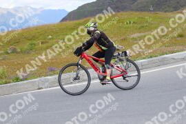 Photo #2411185 | 26-07-2022 12:24 | Passo Dello Stelvio - Peak BICYCLES