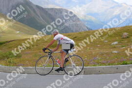 Photo #2410988 | 26-07-2022 12:06 | Passo Dello Stelvio - Peak BICYCLES