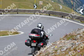 Photo #2436148 | 29-07-2022 13:46 | Passo Dello Stelvio - Peak
