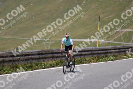 Photo #2410306 | 25-07-2022 11:57 | Passo Dello Stelvio - Peak BICYCLES
