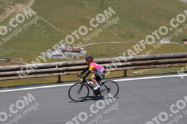Photo #2411988 | 25-07-2022 12:20 | Passo Dello Stelvio - Peak BICYCLES