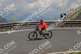 Photo #2411806 | 25-07-2022 12:18 | Passo Dello Stelvio - Peak BICYCLES