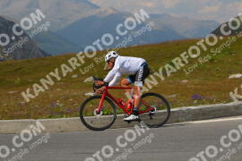 Photo #2395310 | 24-07-2022 16:16 | Passo Dello Stelvio - Peak BICYCLES