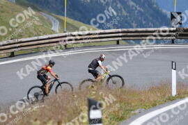 Foto #2423695 | 27-07-2022 11:17 | Passo Dello Stelvio - die Spitze BICYCLES