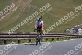 Foto #2380611 | 24-07-2022 10:30 | Passo Dello Stelvio - die Spitze BICYCLES