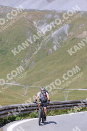 Photo #2429896 | 29-07-2022 11:51 | Passo Dello Stelvio - Peak BICYCLES
