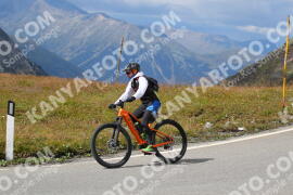 Photo #2446913 | 30-07-2022 16:20 | Passo Dello Stelvio - Peak BICYCLES