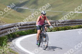 Photo #2433180 | 29-07-2022 13:00 | Passo Dello Stelvio - Peak BICYCLES