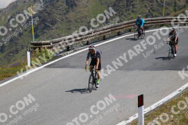 Foto #2411197 | 25-07-2022 12:05 | Passo Dello Stelvio - die Spitze BICYCLES