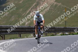 Photo #2392652 | 24-07-2022 13:31 | Passo Dello Stelvio - Peak BICYCLES