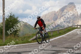 Photo #2522051 | 06-08-2022 11:23 | Pordoi Pass BICYCLES