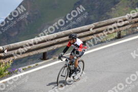 Photo #2422683 | 27-07-2022 12:14 | Passo Dello Stelvio - Peak BICYCLES