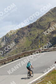 Foto #2430568 | 29-07-2022 12:05 | Passo Dello Stelvio - die Spitze BICYCLES