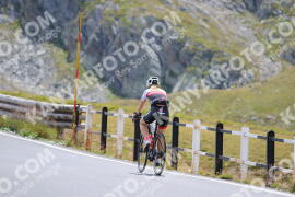 Photo #2434635 | 29-07-2022 13:39 | Passo Dello Stelvio - Peak BICYCLES
