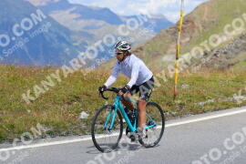 Photo #2488083 | 02-08-2022 13:20 | Passo Dello Stelvio - Peak BICYCLES