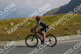 Foto #2376940 | 24-07-2022 09:38 | Passo Dello Stelvio - die Spitze BICYCLES