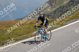 Photo #2409039 | 25-07-2022 11:37 | Passo Dello Stelvio - Peak BICYCLES