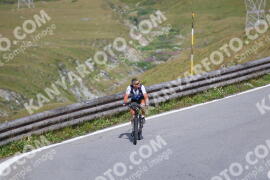 Foto #2423436 | 27-07-2022 10:24 | Passo Dello Stelvio - die Spitze BICYCLES
