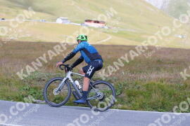 Photo #2487457 | 02-08-2022 13:09 | Passo Dello Stelvio - Peak BICYCLES