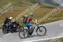 Foto #2413659 | 25-07-2022 13:18 | Passo Dello Stelvio - die Spitze BICYCLES