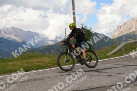 Photo #2542263 | 08-08-2022 12:02 | Pordoi Pass BICYCLES