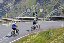 Foto #2408613 | 25-07-2022 11:19 | Passo Dello Stelvio - die Spitze BICYCLES