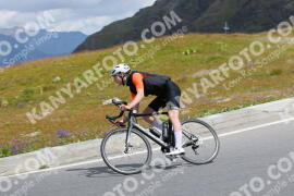 Foto #2410933 | 26-07-2022 12:01 | Passo Dello Stelvio - die Spitze BICYCLES