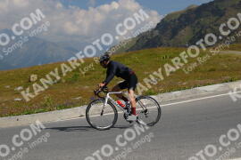 Photo #2382076 | 24-07-2022 10:50 | Passo Dello Stelvio - Peak BICYCLES