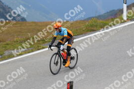 Photo #2423140 | 27-07-2022 14:05 | Passo Dello Stelvio - Peak BICYCLES
